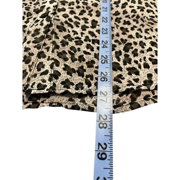 🔥 F21 Leopard Sheer Open-Back Button Top, M EUC ! 🔥 - Picture 10 of 12